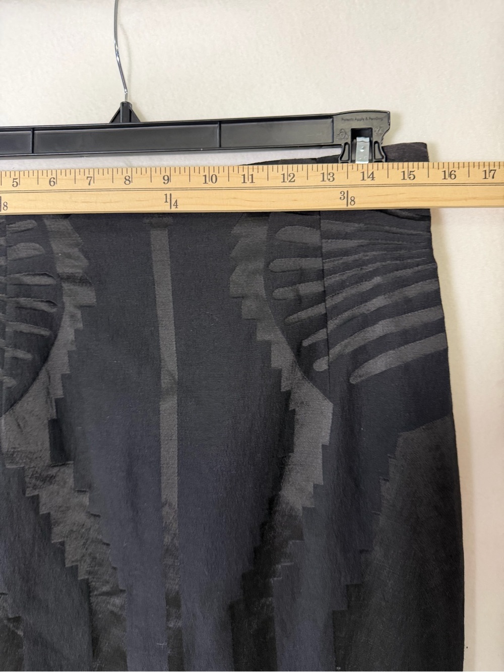 Authentic Versace Collection Panel textured pencil skirt size 46 - Picture 7 of 8